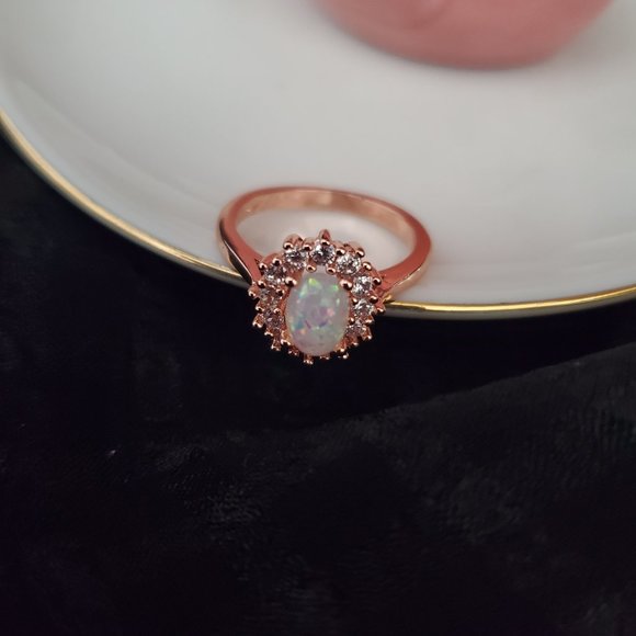 Victoria Opal & Topaz Ring 18 Rose Gold on Pure Copper. 4-claw Settings. - Picture 8 of 15